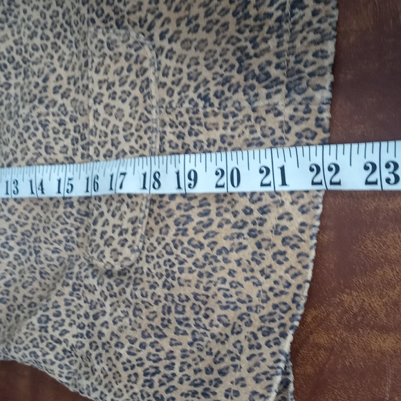 LAL live a little cheetah print 3/4 cuff sleeves 100% leather, pXL, jacket. - Picture 7 of 8